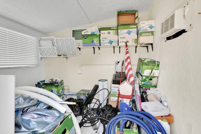 5221 NE 16th Avenue, Pompano Beach, FL 33064