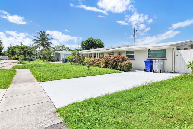 5221 NE 16th Avenue, Pompano Beach, FL 33064