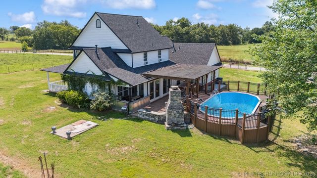 24550 S Meadow Circle Road, Claremore, OK 74019