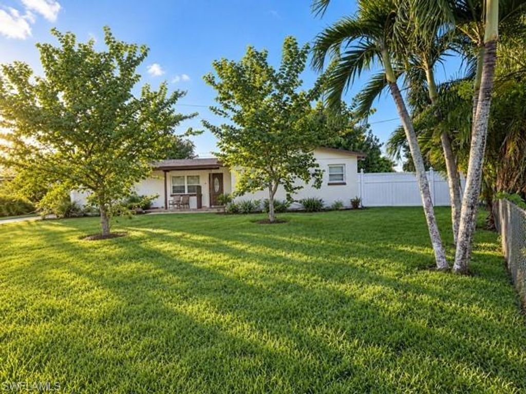 114 Alcala CT, LEHIGH ACRES, FL 33936 — photo 2