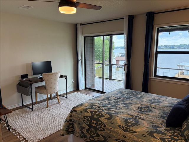 669 Lake Shore Drive, Trinity, TX 75862