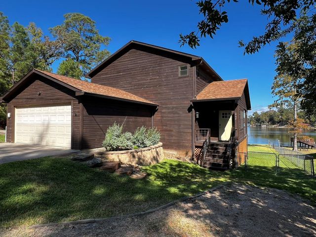 669 Lake Shore Drive, Trinity, TX 75862