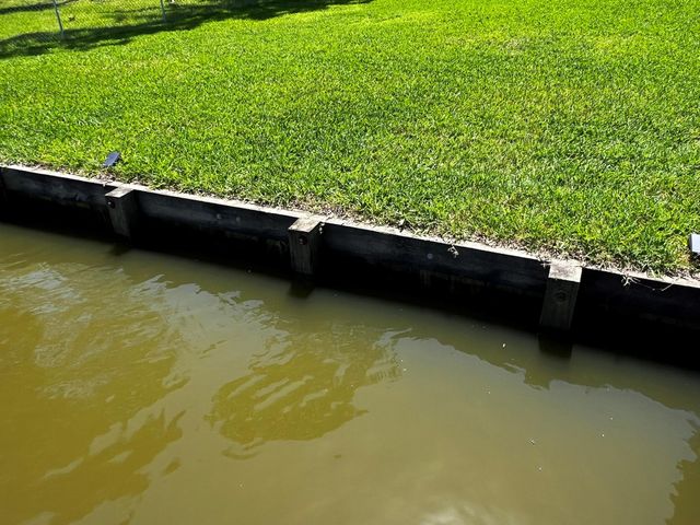 669 Lake Shore Drive, Trinity, TX 75862