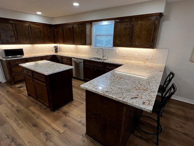 669 Lake Shore Drive, Trinity, TX 75862