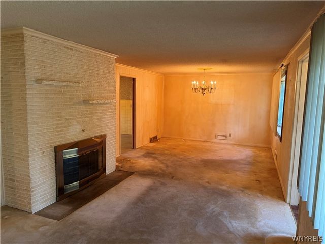 71 Carmen Road, Amherst, NY 14226