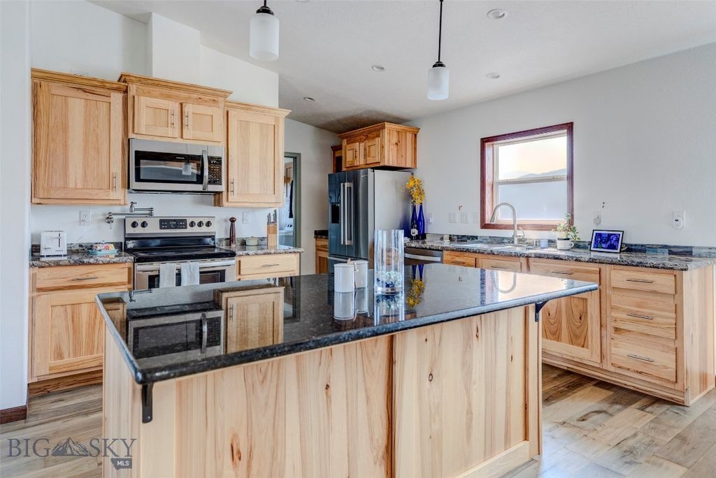 106 Buffalo Trail Road, Livingston, MT 59047 photo 5