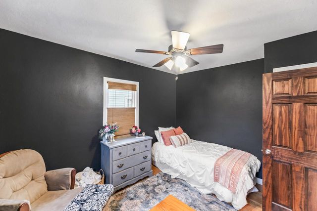 1230 Georges AVENUE, Brookfield, WI 53045