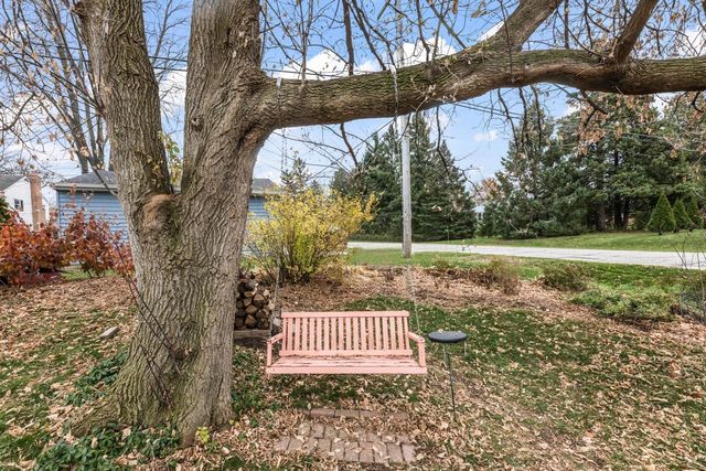 1230 Georges AVENUE, Brookfield, WI 53045