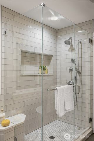 10608 106th Place NE, Kirkland, WA 98033