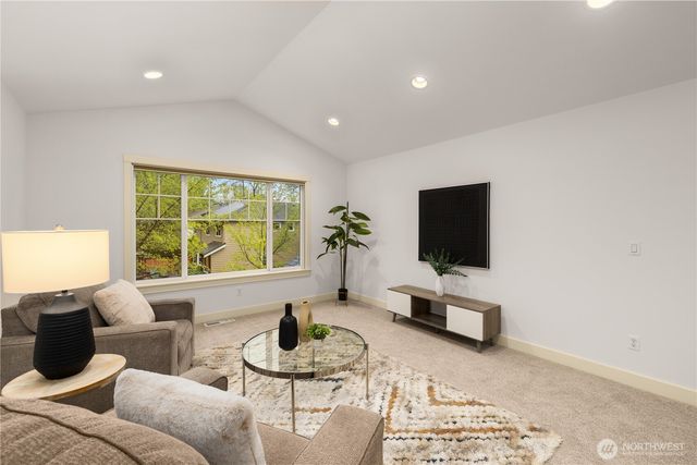 10608 106th Place NE, Kirkland, WA 98033