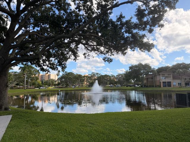 4823 Via Palm Lakes 1322, West Palm Beach, FL 33417