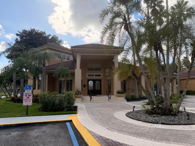 4823 Via Palm Lakes 1322, West Palm Beach, FL 33417