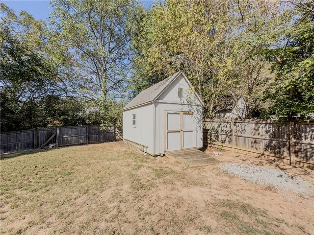 593 Red Tip Lane, Loganville, GA 30052