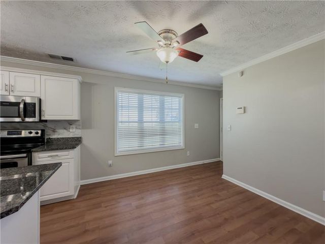 593 Red Tip Lane, Loganville, GA 30052
