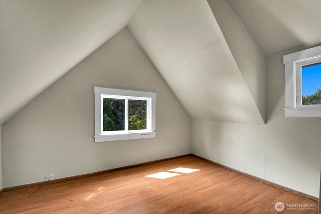 16508 104th Avenue NE, Bothell, WA 98011