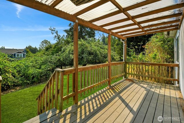 16508 104th Avenue NE, Bothell, WA 98011