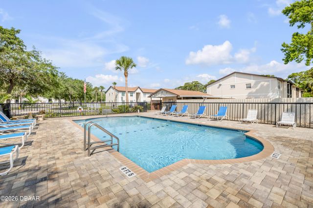 417 Banana Cay Dr Apt J, South Daytona, FL 32119