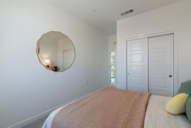 3423 N Mcarthur Avenue, Fresno, CA 93727