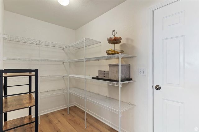 1591 W CRESTMONT WAY, Kaysville, UT 84037