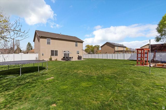 1591 W CRESTMONT WAY, Kaysville, UT 84037