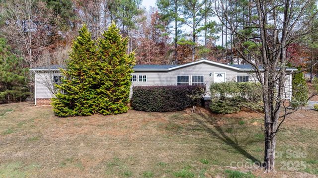 5499 Pembrooke Drive, Granite Falls, NC 28630