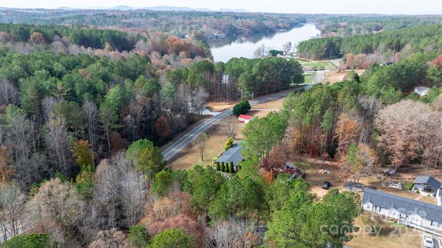 5499 Pembrooke Drive, Granite Falls, NC 28630