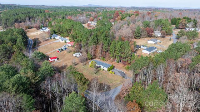 5499 Pembrooke Drive, Granite Falls, NC 28630