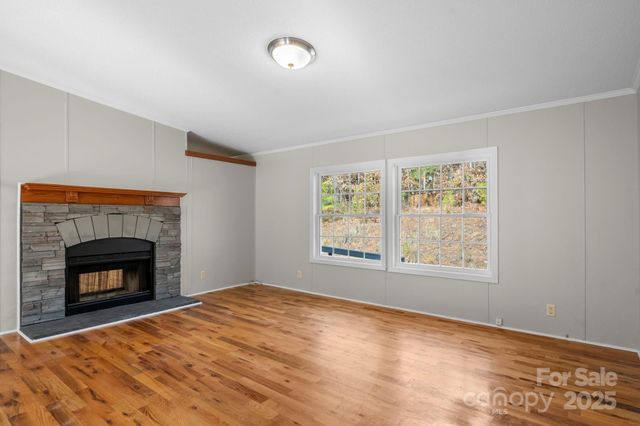 5499 Pembrooke Drive, Granite Falls, NC 28630