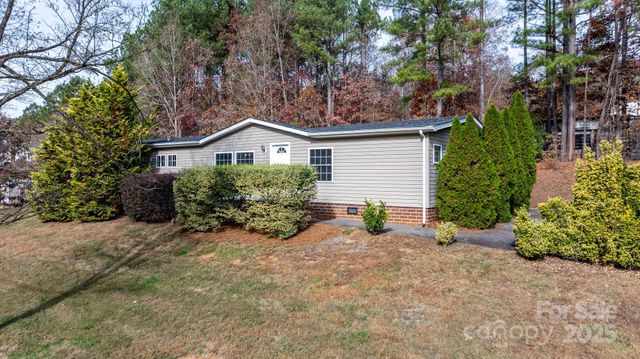 5499 Pembrooke Drive, Granite Falls, NC 28630