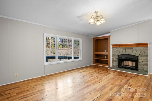 5499 Pembrooke Drive, Granite Falls, NC 28630