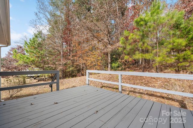5499 Pembrooke Drive, Granite Falls, NC 28630