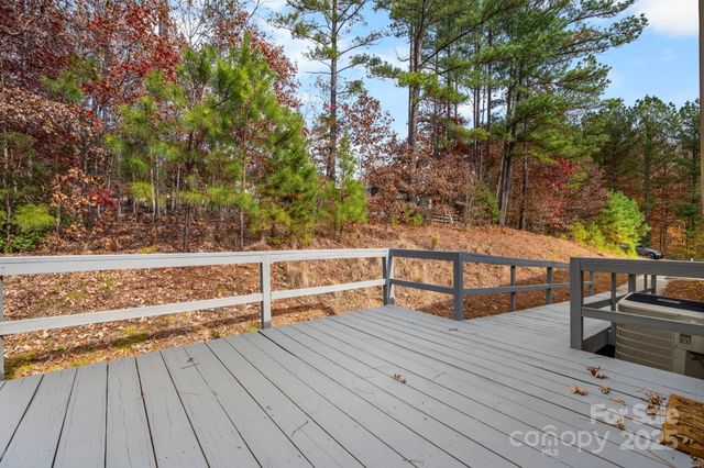 5499 Pembrooke Drive, Granite Falls, NC 28630