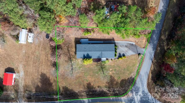 5499 Pembrooke Drive, Granite Falls, NC 28630