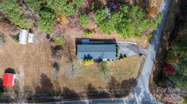 5499 Pembrooke Drive, Granite Falls, NC 28630