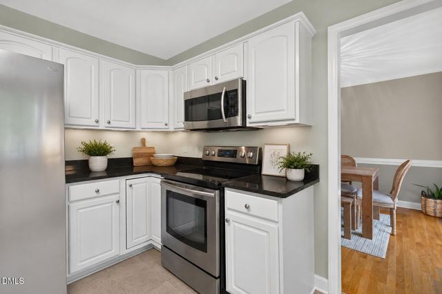516 Lakeview Avenue, Wake Forest, NC 27587