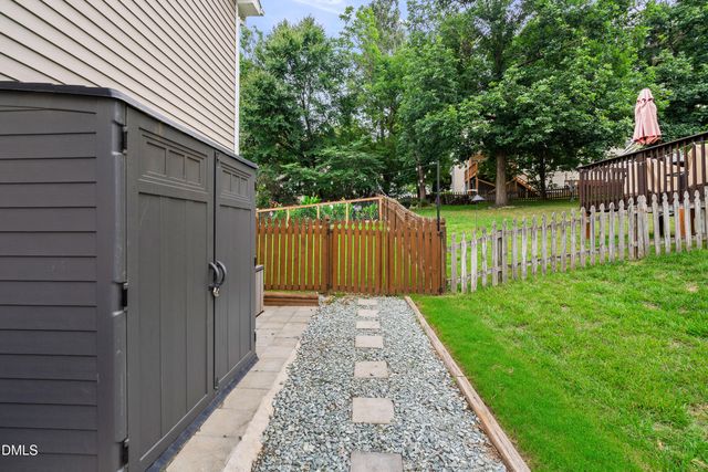516 Lakeview Avenue, Wake Forest, NC 27587