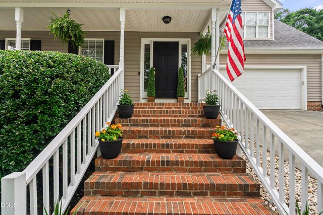 516 Lakeview Avenue, Wake Forest, NC 27587