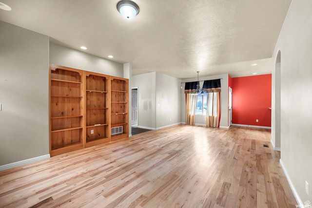 5183 W SWIFT WATER WAY, West Jordan, UT 84081