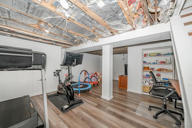 456 48th Street, Lindenhurst, NY 11757