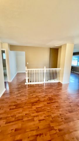 3513 Greenleaf Avenue, Island Lake, IL 60042