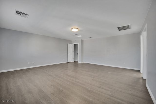 6718 Treble Clef Avenue, Las Vegas, NV 89139