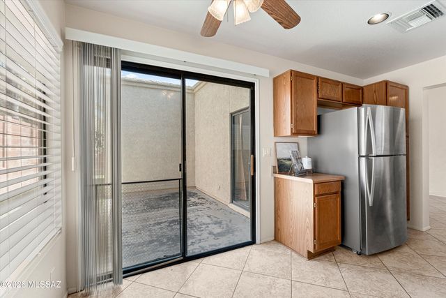 610 W Kidd Place, Oro Valley, AZ 85737