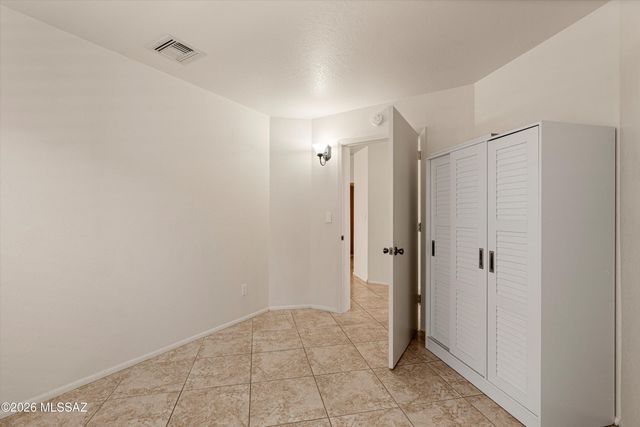 610 W Kidd Place, Oro Valley, AZ 85737