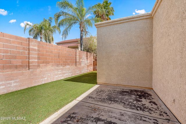 610 W Kidd Place, Oro Valley, AZ 85737