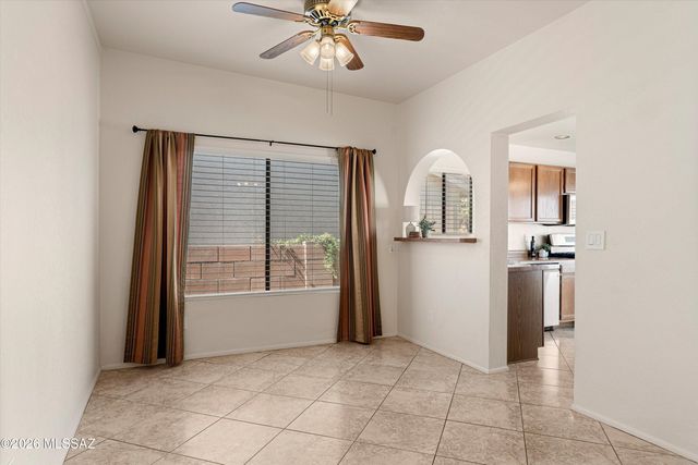 610 W Kidd Place, Oro Valley, AZ 85737