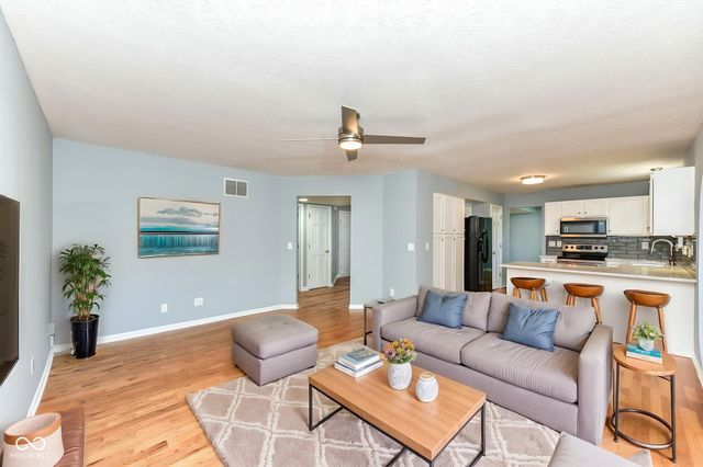 3469 Glen Abbe Court, Carmel, IN 46032