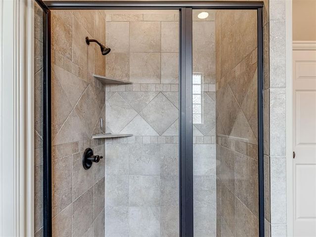 4104 Prairie Falcon Point, Edmond, OK 73034