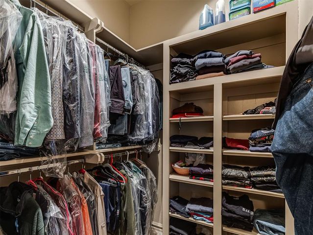 4104 Prairie Falcon Point, Edmond, OK 73034