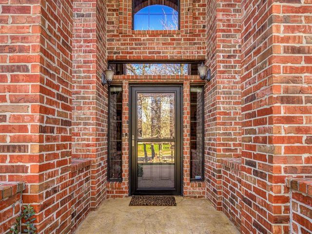 4104 Prairie Falcon Point, Edmond, OK 73034