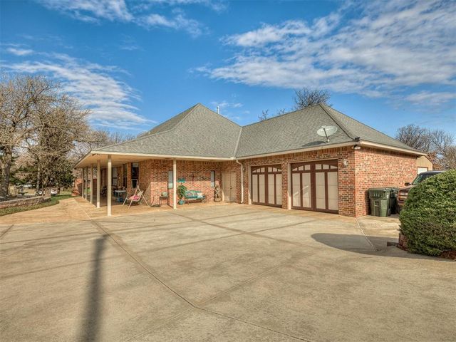 4104 Prairie Falcon Point, Edmond, OK 73034